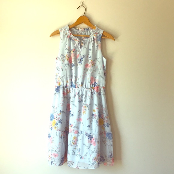 Dress - Picture 1 of 1